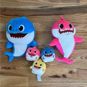 Baby Shark Family Plush Toy Set - Blue, Pink, Yellow